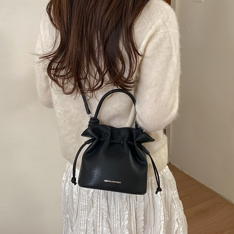 Dames Kunstleer Emmertas Trekk - Quiet Luxury Bags Crossbody recensie en prijs