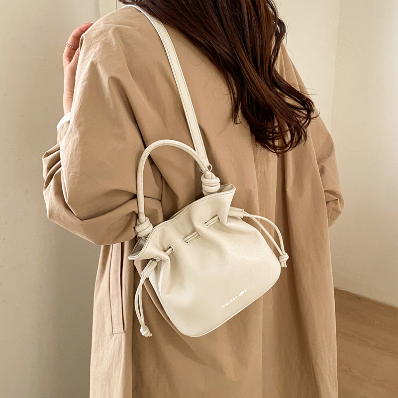 Dames Kunstleer Emmertas Trekk - Quiet Luxury Bags Crossbody recensie en prijs