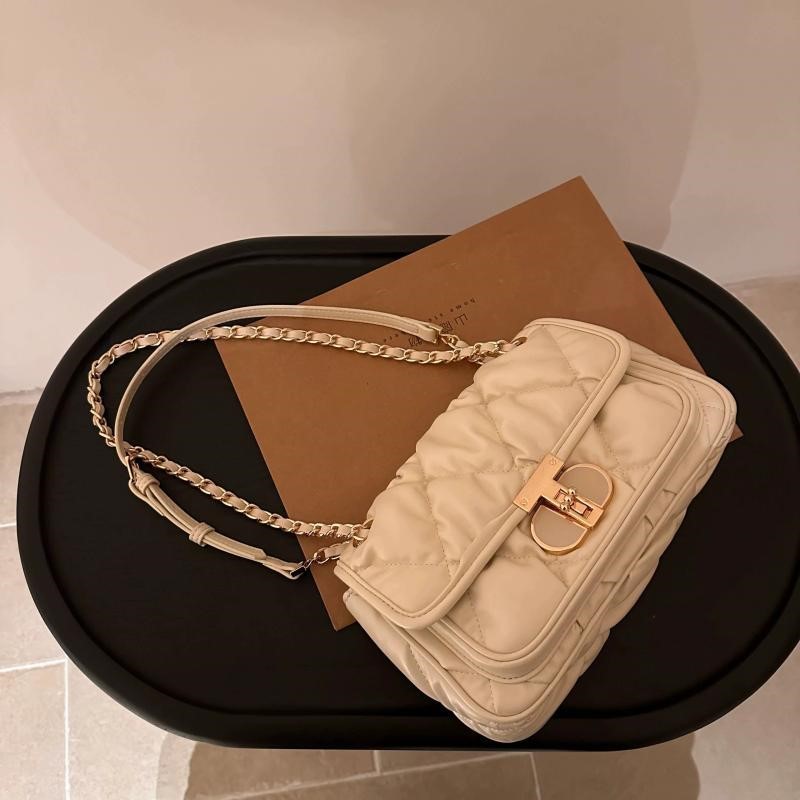 Elegante geplooide kettinghand - Quiet Luxury Bags Crossbody recensie en prijs